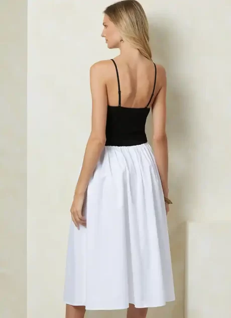 V2095 Misses' Skirt in Two Lengths