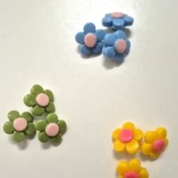 3D flower shank buttons, 15mm