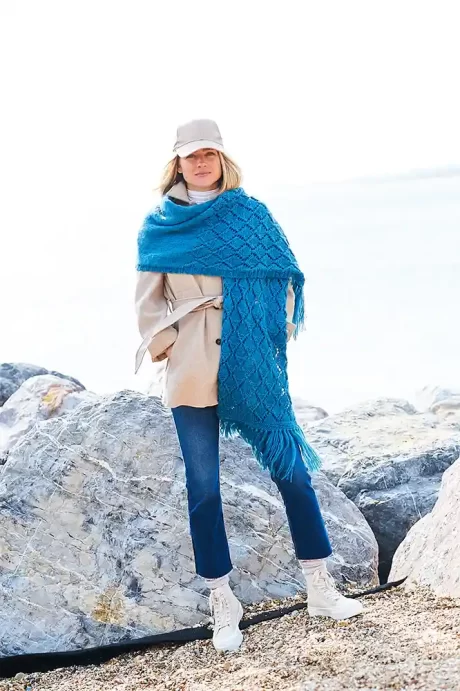 9931 Shawls (Grace Aran)