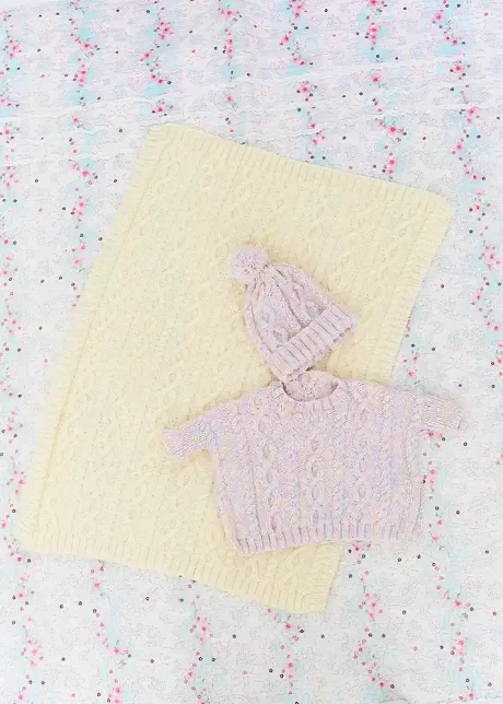 9975 Toddler Poncho, Hat & Blanket set - Image 2