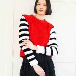 10082 Sweaters