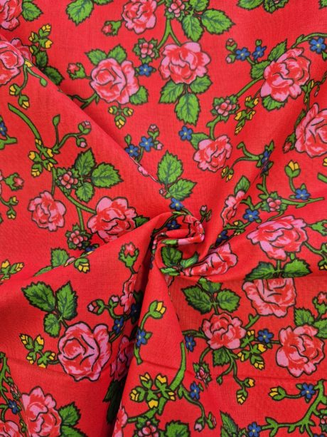 100% cotton print, "Pavlovo Rose" (red)