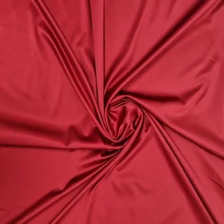 Luxurious duchesse stretch satin (ruby)