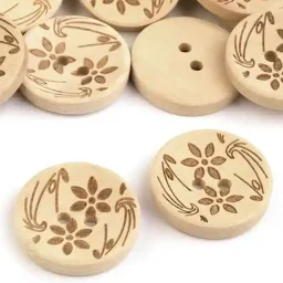 Natural wooden buttons with flower motif (20mm)
