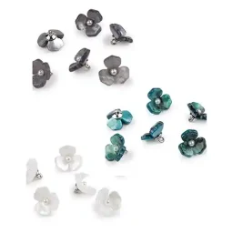 Resin flower button with pearl (17mm)