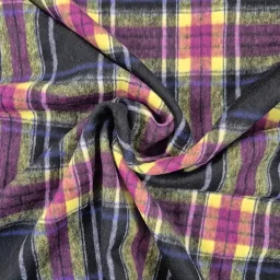 Soft and cosy poly/wool mix plaid (magenta/black)